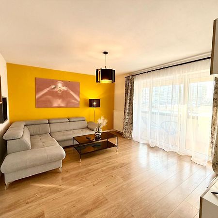 Kasper Coresi Mall - Rise Private Apartments & Suites Brașov Exterior foto